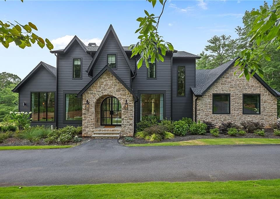 1st image of 277 Mountain View Rdg NW
