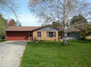 2425 E Gordonville, Midland Township, MI 48640