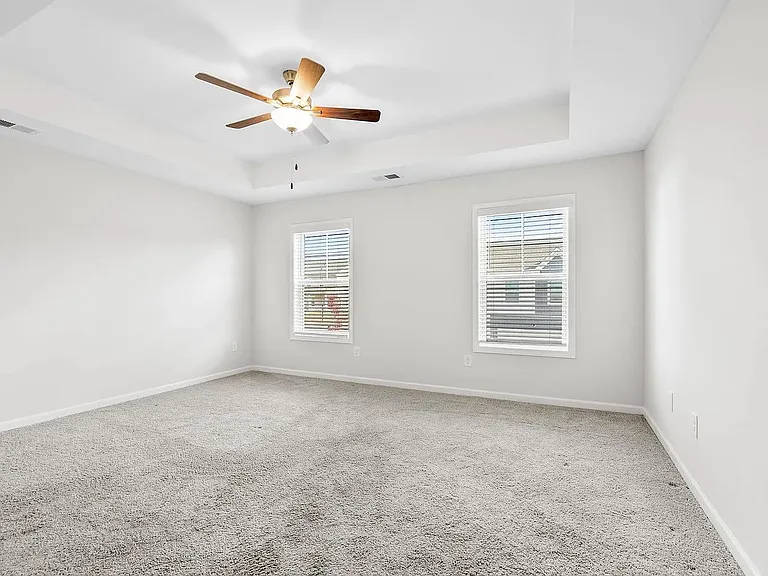 4 Sabine Leaf Ct — Photo 18
