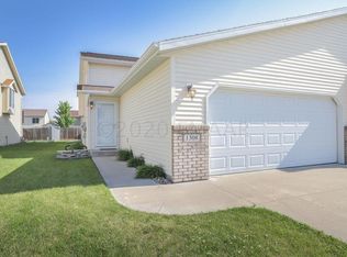 1308 37th Ave S, Moorhead, MN 56560
