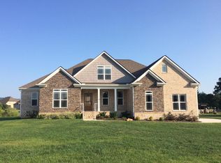 7326 Blazing Star Ct, Ooltewah, TN 37363