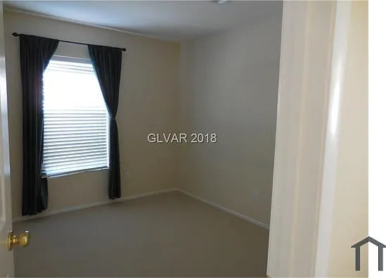 4738 Golden Shimmer Ave — Photo 8