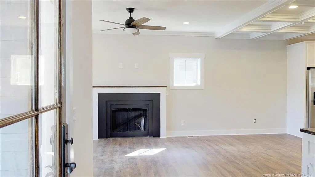 3 bed, 2.5 bath, 1536 sqft, $2,500 — Photo 3