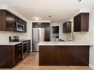 12726 NE 120th St APT K7, Kirkland, WA 98034