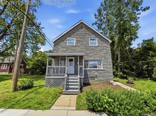 9325 E Warren Ave, Detroit, MI 48214
