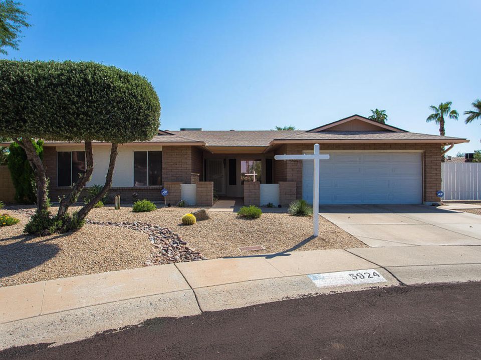 1st image of 5924 E Claire Dr