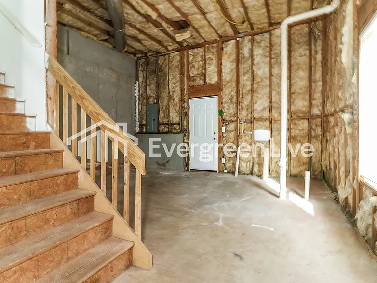 520 Ashland Manor Dr — Photo 13