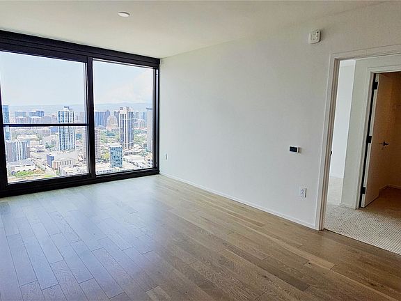 3rd image of 333 Ward Ave #3905