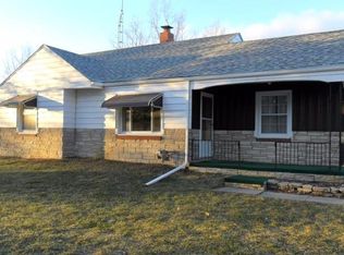 5272 W Carpenter Rd, Flint, MI 48504