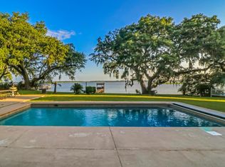 1079 Harts Bluff Rd, Wadmalaw Island, SC 29487