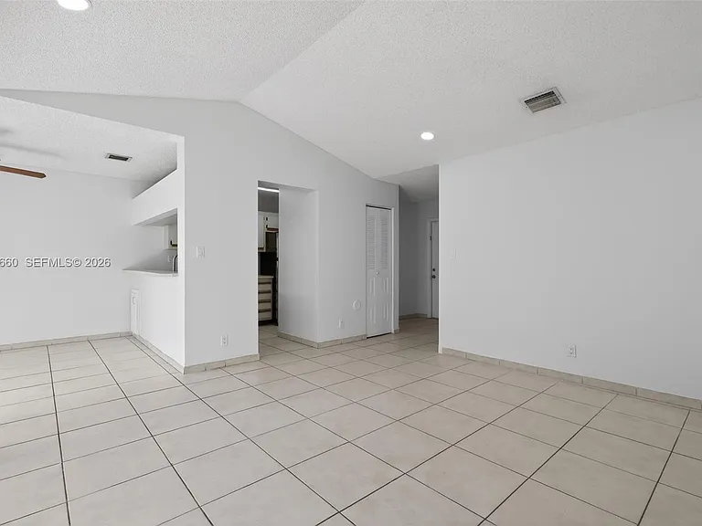 13856 SW 93rd Ln — Photo 2