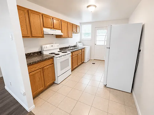1115 Rosemary St Photo 1