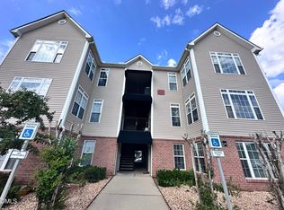 2511 Huntscroft Ln APT 203, Raleigh, NC 27617