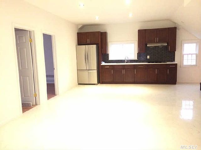 1st image of 194-16 53rd Ave