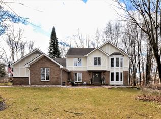 11536 Ridge Rd, South lyon, MI 48178