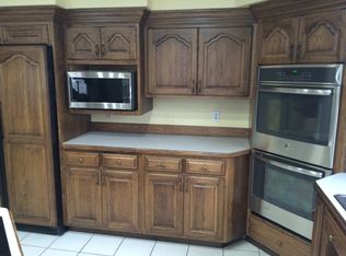 111 Colchester Dr, Normal, IL 61761