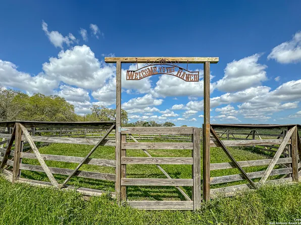 8816 FM 539, Sutherland Springs, TX 78161