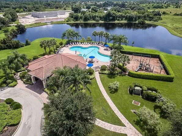 10817 Marble Brook Blvd #10817, Lehigh Acres, FL 33936