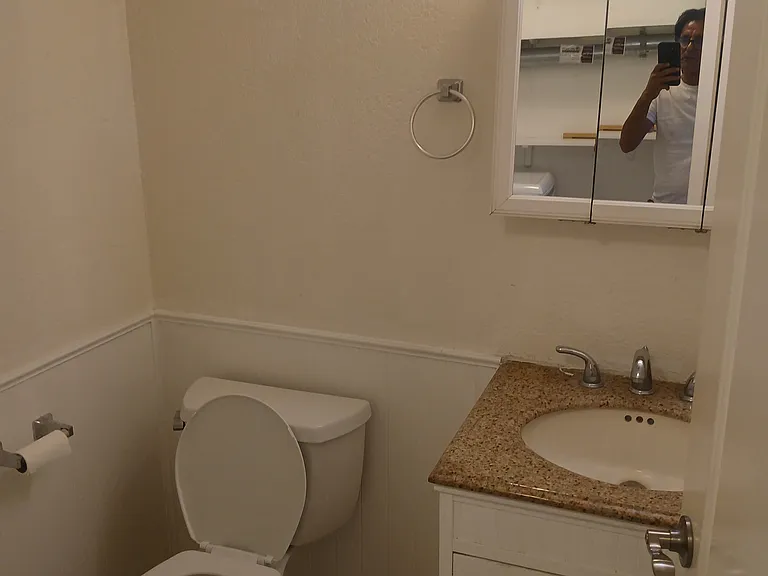 27766 Del Norte Ct — Photo 12