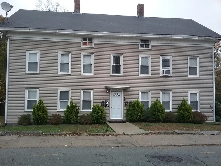 141 Sayles Ave #B-2 — Photo 1