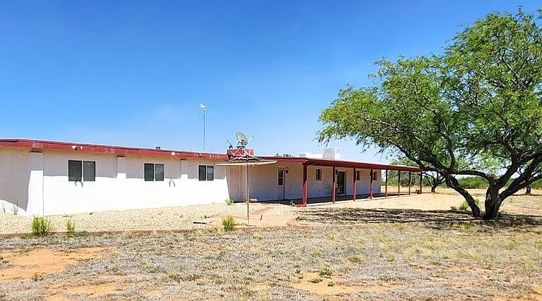 Listing photo