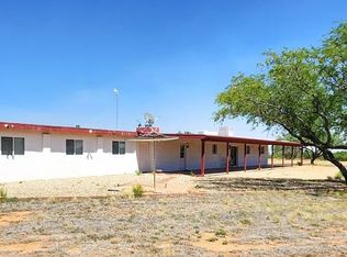 6876 S Natoma Trl, Hereford, AZ 85615