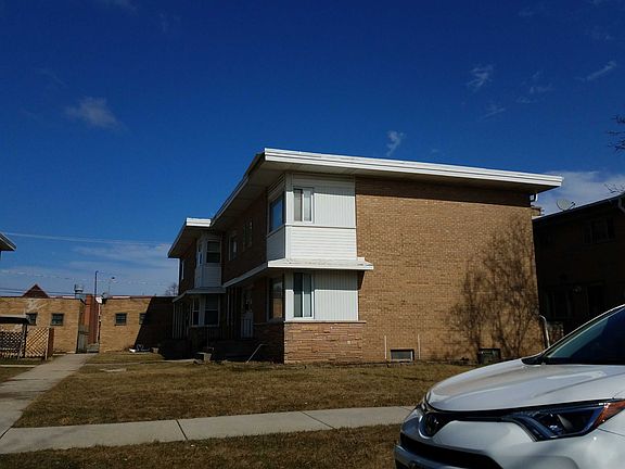 3rd image of 1470 Willow Ave
