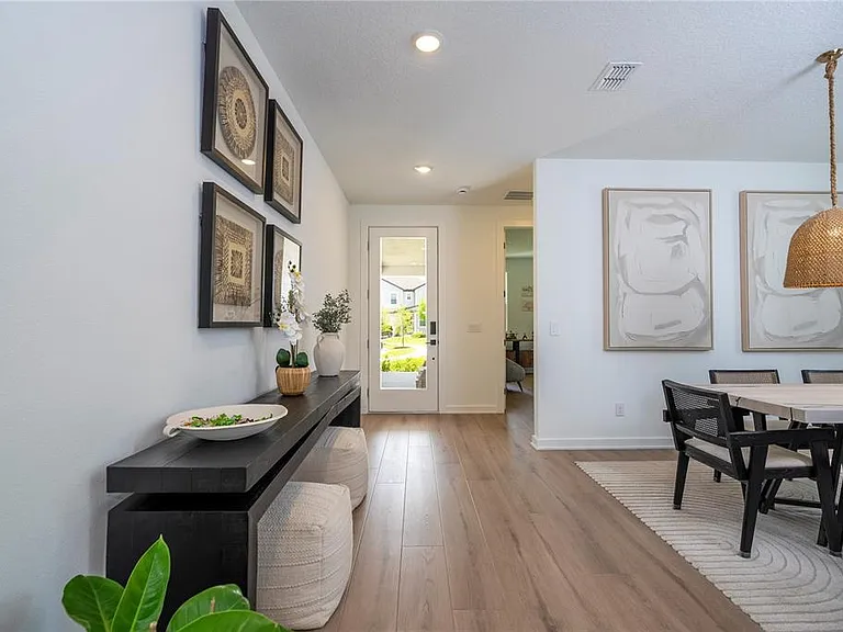 2184 Broadbrook Dr — Photo 26
