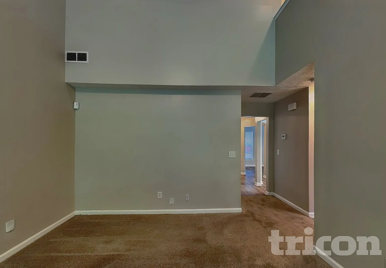 9598 Lakeview Circle Union City GA — Photo 2