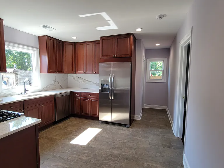452 Wagaraw Rd — Photo 2