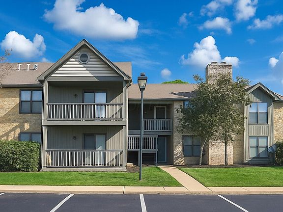 2nd image of 2744 Greystone Dr APT E