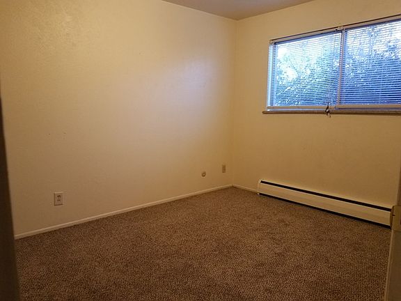 4th image of 1250 Elder Ave #8