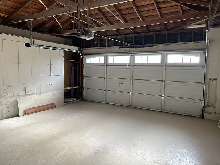 8420 David Ct — Photo 6