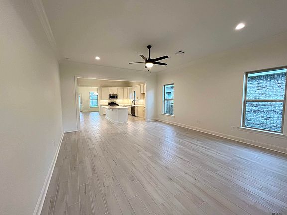 4th image of 776 Elliston Dr