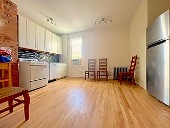 Rented by Capri Jet Realty Corp