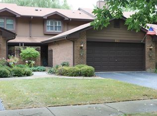 951 Indian Boundary Dr #951, Westmont, IL
