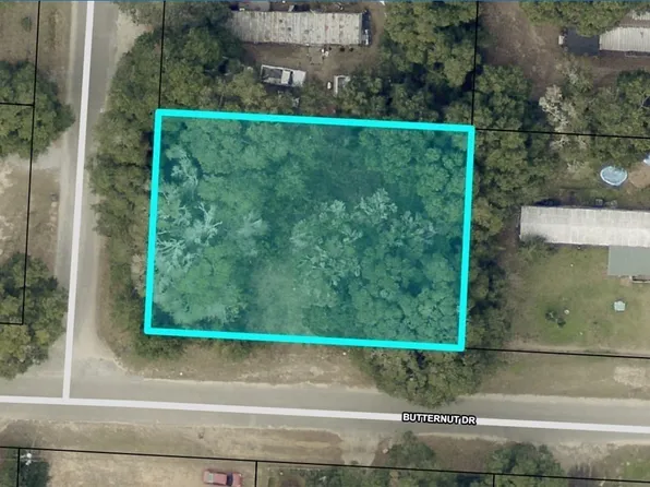 6452 Butternut Dr, Milton, FL 32583