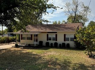 713 S Cherry St, Guthrie, OK 73044