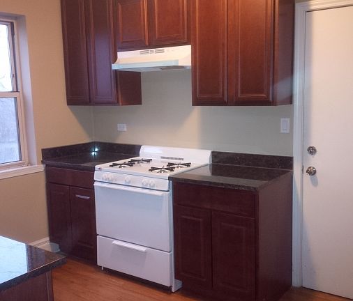 3rd image of 38 N Menard Ave #B-3