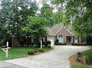8 Waxwing Cv, Greensboro, NC 27455
