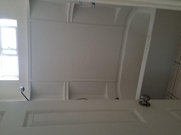 4th image of 648 Waverly Pl APT D