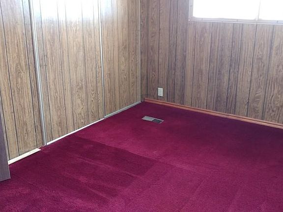 2nd image of 421 N Hooper Ave Trailer G8