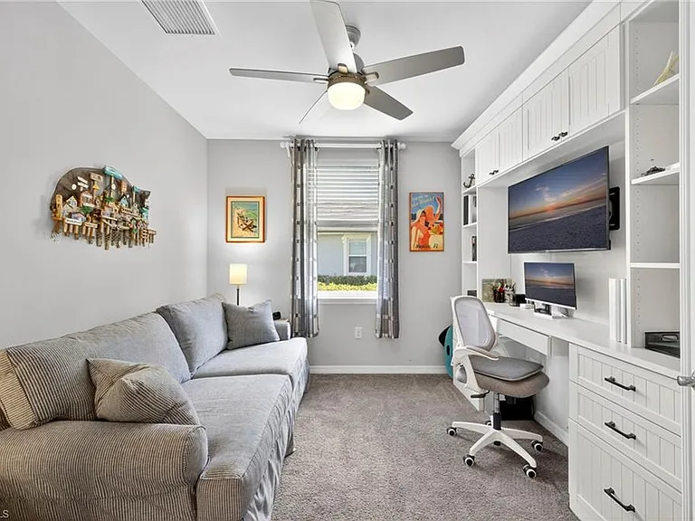 14582 Edgewater Cir — Photo 11