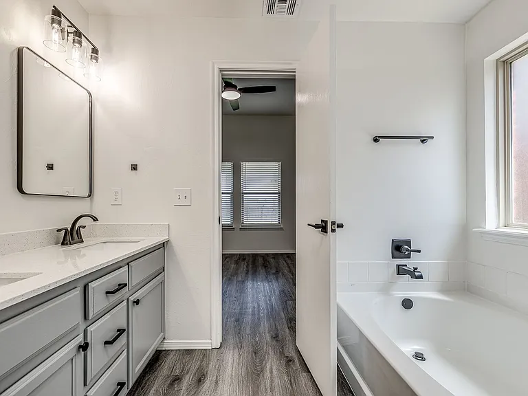 18304 Tambor Dr — Photo 17
