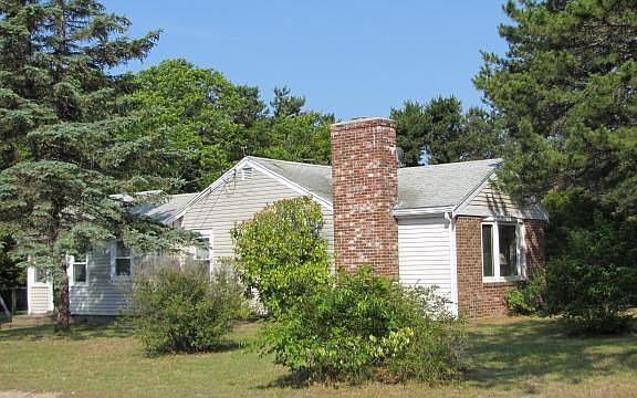 3rd image of 81 Wimbledon Dr