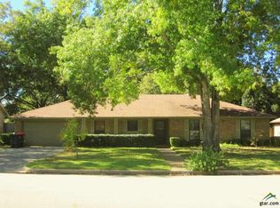 5019 Vicksburg Dr, Tyler, TX 75703