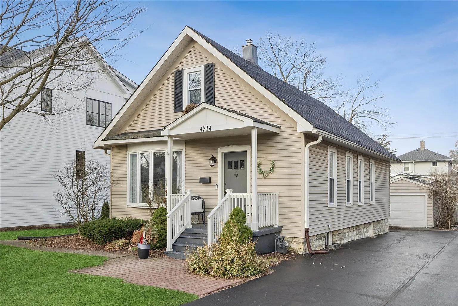 4714 Highland Ave photo 1