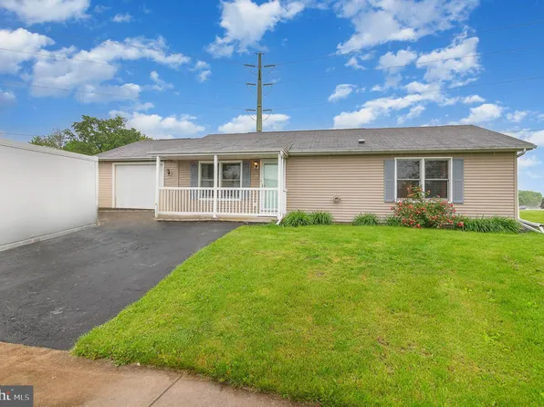 114 Austin Dr, Enola, PA 17025