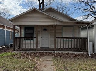 7542 Pennsylvania Ave, Kansas City, MO 64114
