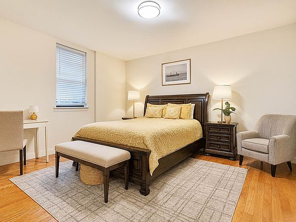 2nd image of 1185 De Kalb Ave #1L